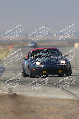 media/Sep-20-2025-Extreme Speed (Sat) [[1fcc23683c]]/Purple (High Intermediate)/Session 2 (Sunrise)/